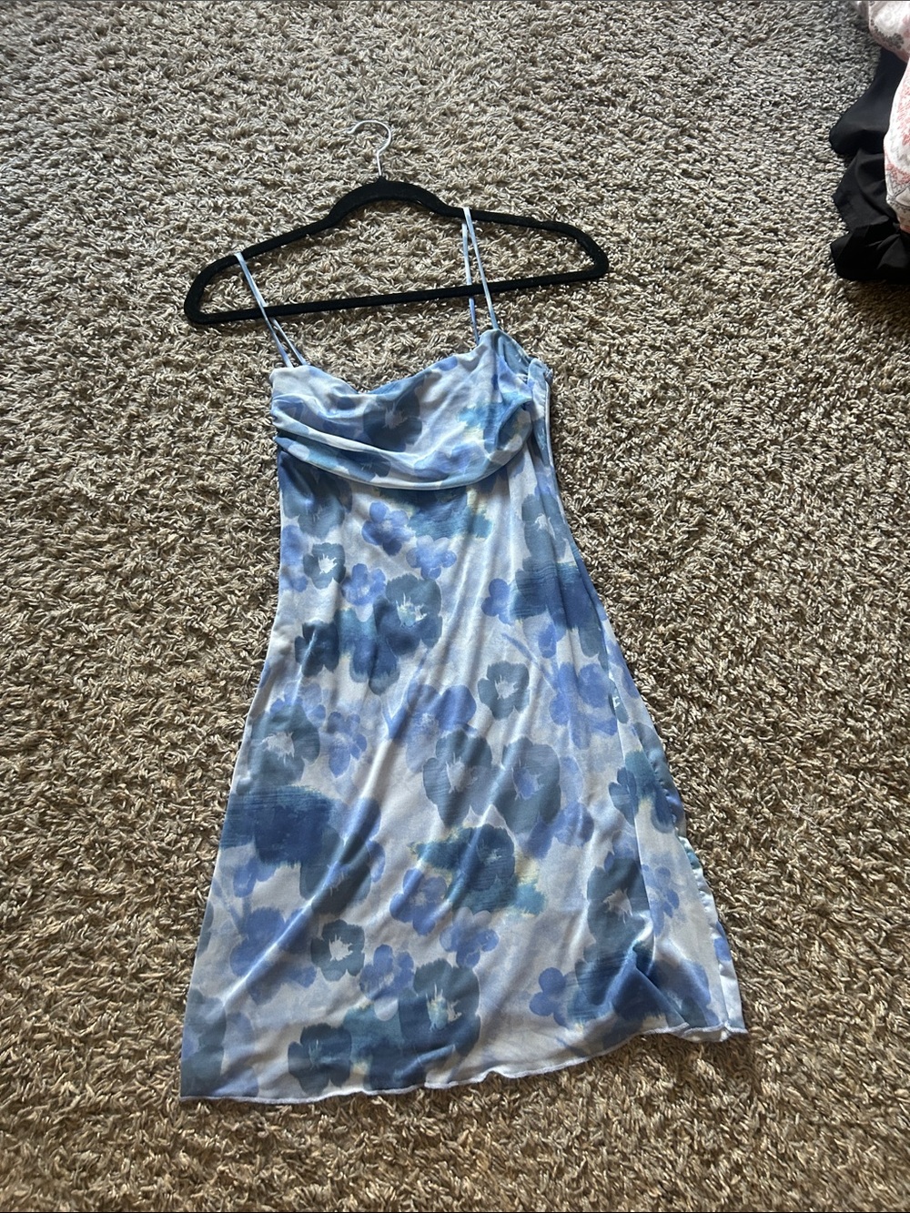 Blue short floral dress